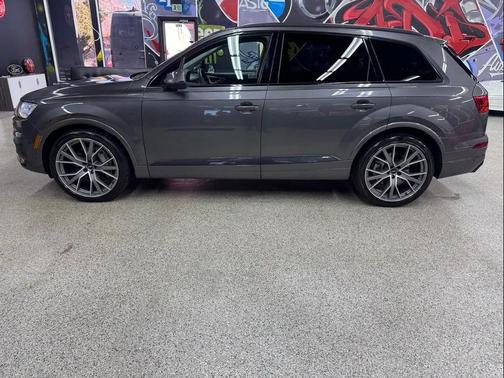 2019 Audi Q7 55 Prestige