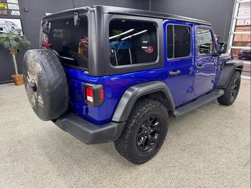 2020 Jeep Wrangler Unlimited Willys 4x4