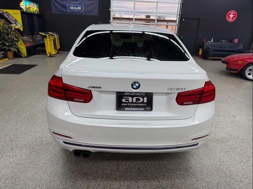 White 2018 BMW 330 xDrive