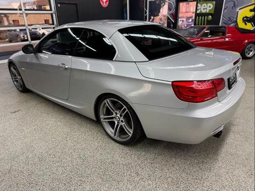 2011 BMW 335 