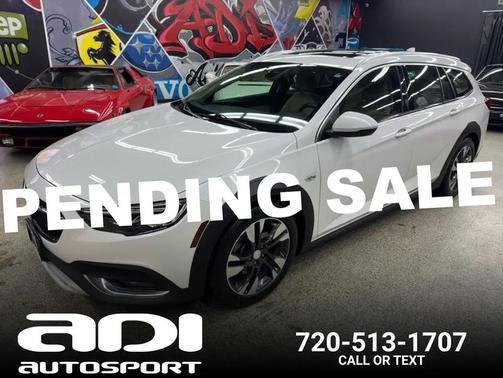 2018 Buick Regal TourX Essence