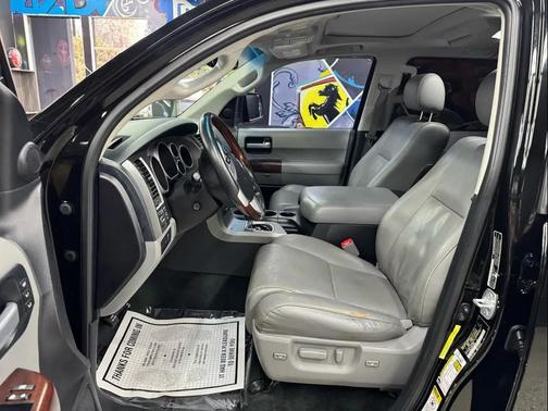 2017 Toyota Sequoia Platinum