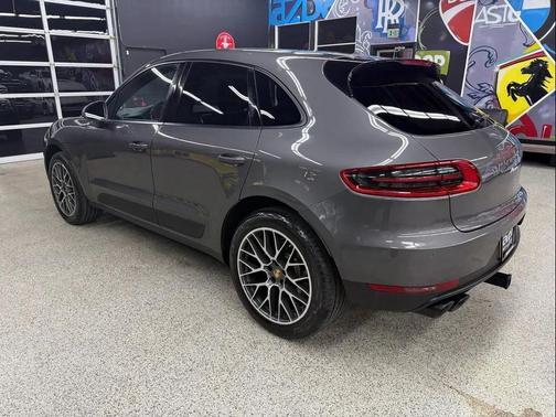 2018 Porsche Macan Sport Edition
