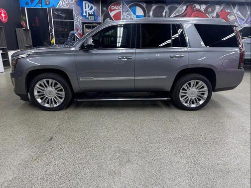 2018 Cadillac Escalade Premium Luxury