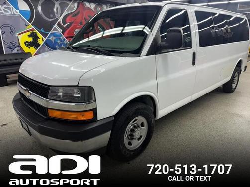 2017 Chevrolet Express 3500 LT