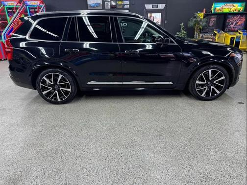 2019 Volvo XC90 T6 Inscription