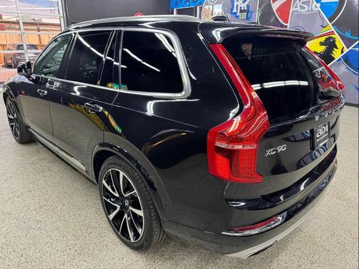 2019 Volvo XC90 T6 Inscription