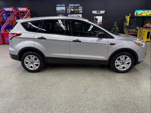2014 Ford Escape S