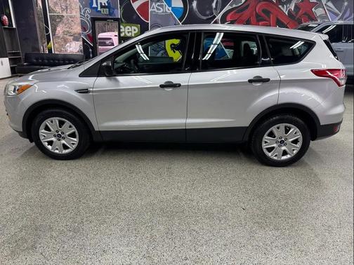2014 Ford Escape S