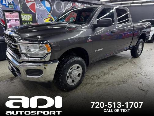 2022 RAM 2500 Tradesman Crew Cab 4x4 6'4' Box