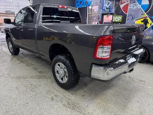 2022 RAM 2500 Tradesman Crew Cab 4x4 6'4' Box