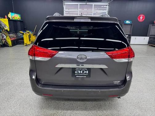 2013 Toyota Sienna Limited