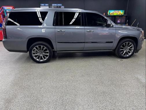 2019 Cadillac Escalade ESV Platinum