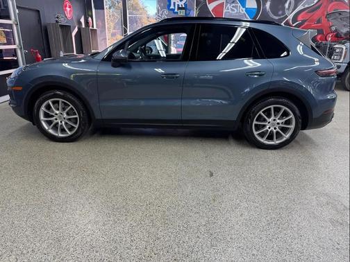 2019 Porsche Cayenne S