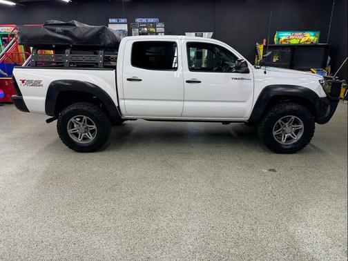 2014 Toyota Tacoma Base