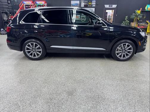 2017 Audi Q7 3.0T Premium
