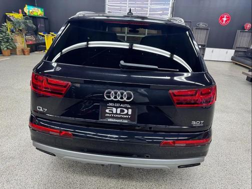 2017 Audi Q7 3.0T Premium