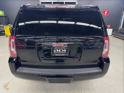 2020 GMC Yukon XL SLT