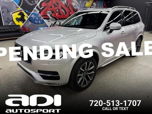 2016 Volvo XC90 T6 Momentum