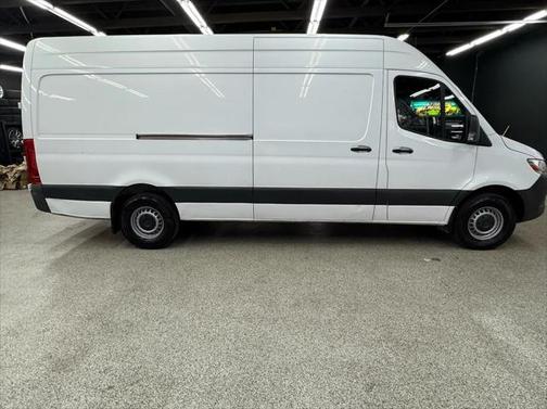 2020 Mercedes-Benz Sprinter 2500 High Roof