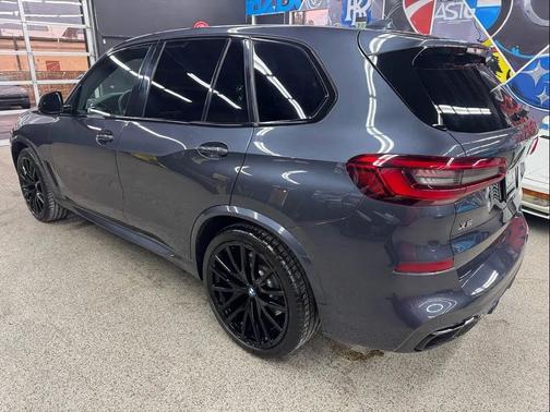 2020 BMW X5 M50i