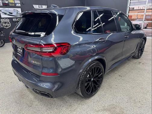 2020 BMW X5 M50i