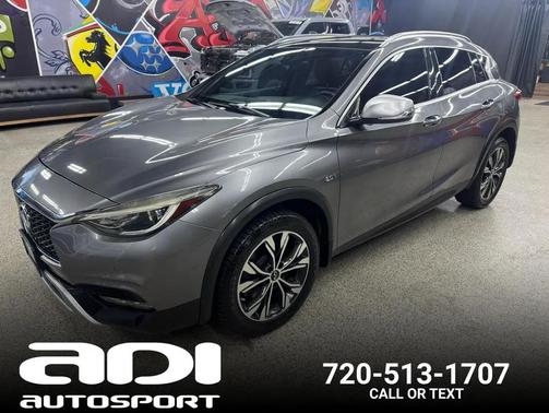 2018 INFINITI QX30 Premium