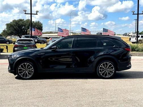 2025 Mazda CX-70 PHEV Premium Package
