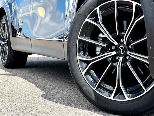 2025 Mazda CX-70 PHEV Premium Package
