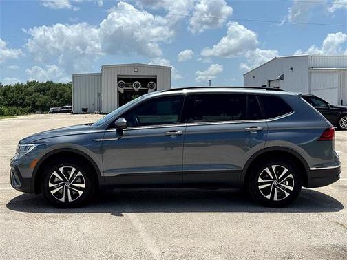 2023 Volkswagen Tiguan 2.0T S