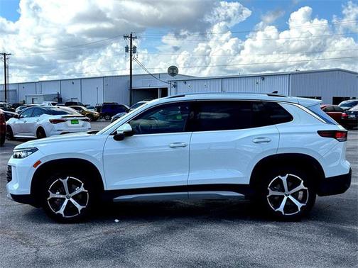 2025 Volkswagen Tiguan 2.0T SE