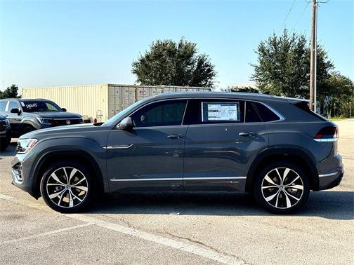 2026 Volkswagen Atlas Cross Sport 2.0T SEL Premium