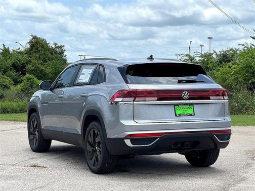 2025 Volkswagen Atlas Cross Sport 2.0T SE w/Technology