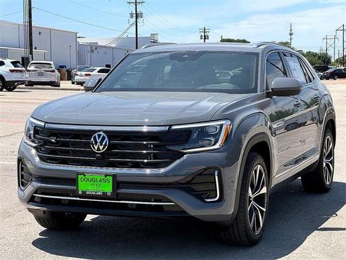 2025 Volkswagen Atlas Cross Sport 2.0T SEL Premium