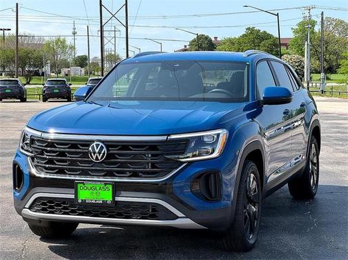 2025 Volkswagen Atlas Cross Sport 2.0T SE w/Technology