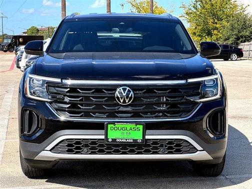 2026 Volkswagen Atlas Cross Sport 2.0T SE