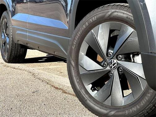2025 Volkswagen Taos 1.5T S