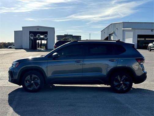 2025 Volkswagen Taos 1.5T S