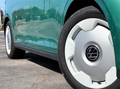 2025 Volkswagen ID. Buzz 1st Edition with 4MOTION