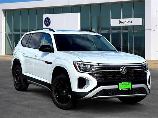 2026 Volkswagen Atlas Peak Edition