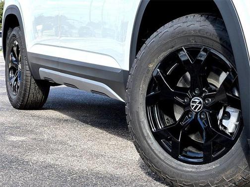 2026 Volkswagen Atlas Peak Edition