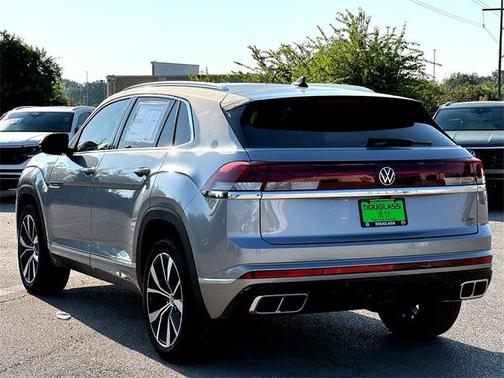 2026 Volkswagen Atlas Cross Sport 2.0T SEL Premium