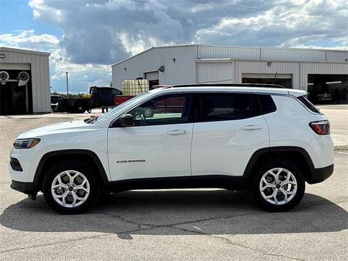 2025 Jeep Compass Latitude