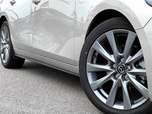 2025 Mazda Mazda3 FWD w/Preferred Package