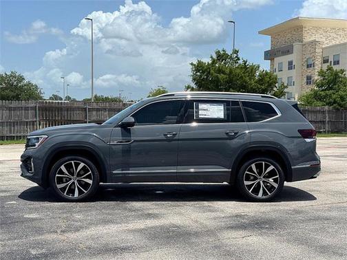 2025 Volkswagen Atlas 2.0T SEL Premium R-Line 4MOTION