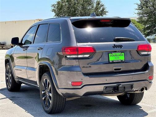 2021 Jeep Grand Cherokee Laredo