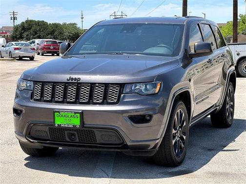 2021 Jeep Grand Cherokee Laredo