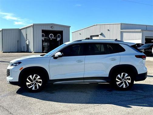 2025 Volkswagen Tiguan 2.0T S