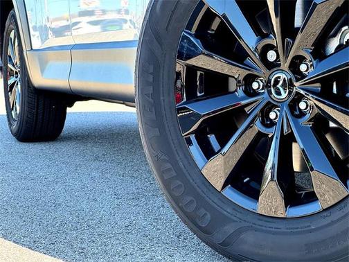 2025 Mazda CX-50 2.5 S Select Package