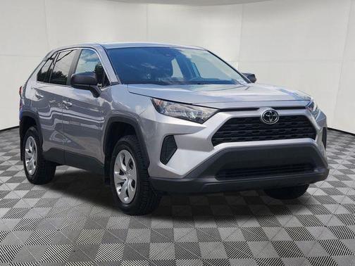 Silver Sky Metallic 2022 Toyota RAV4 LE